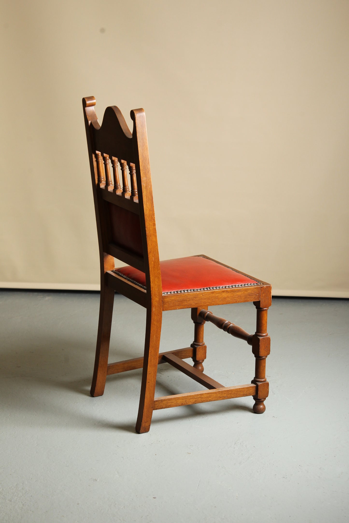 Set of 19th century oak dining chairs