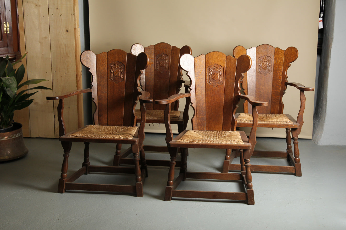 Set of 4 shield back oak carver chairs