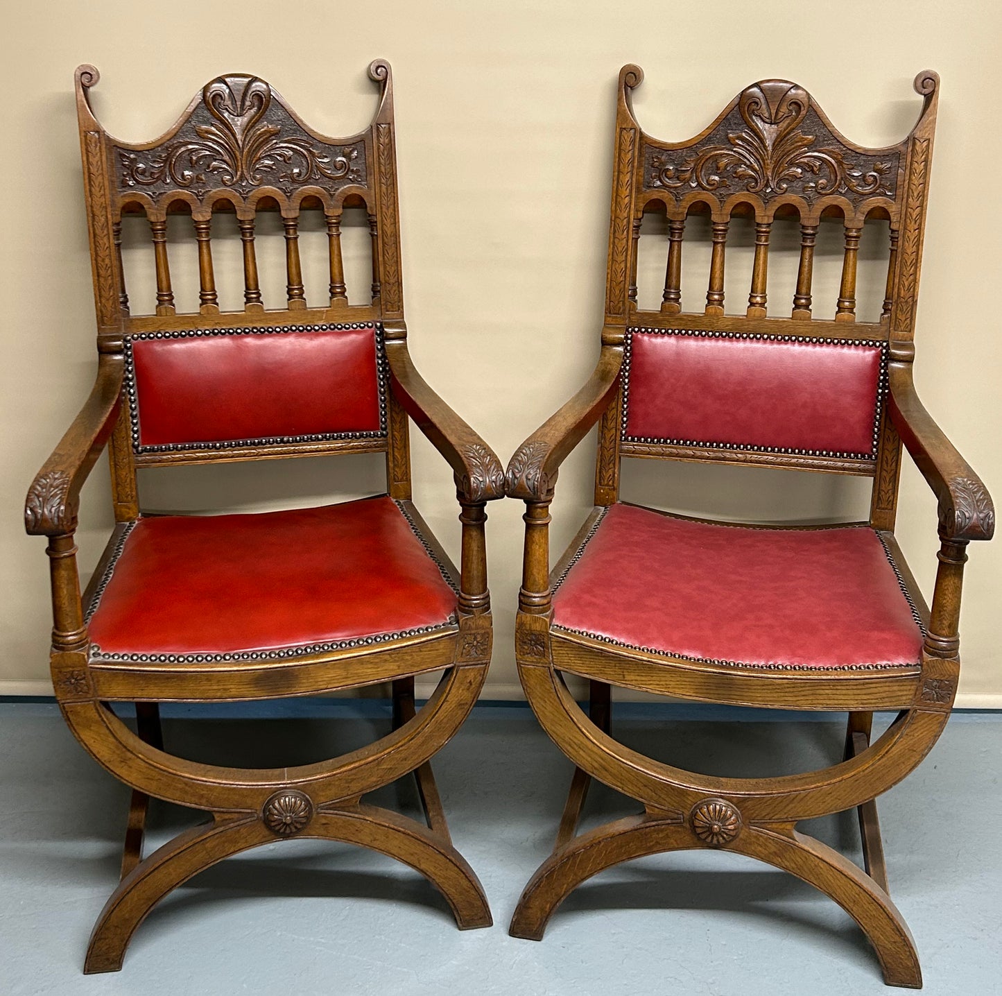 Set of 19th century oak dining chairs