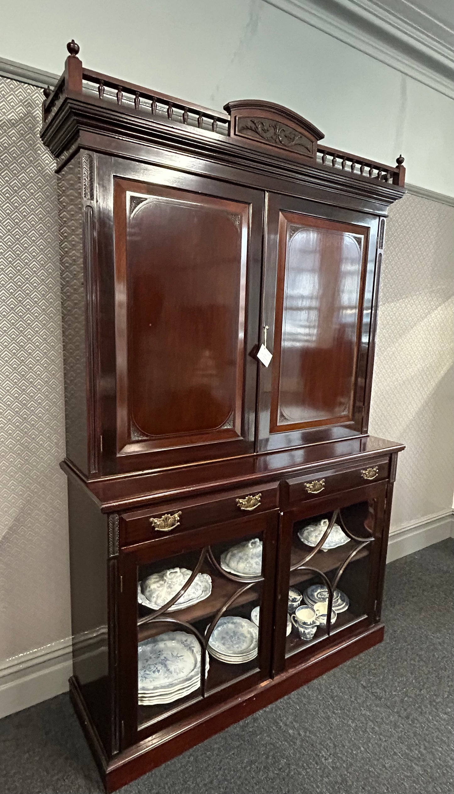 Edwardian Mahogany display and storage cabinet