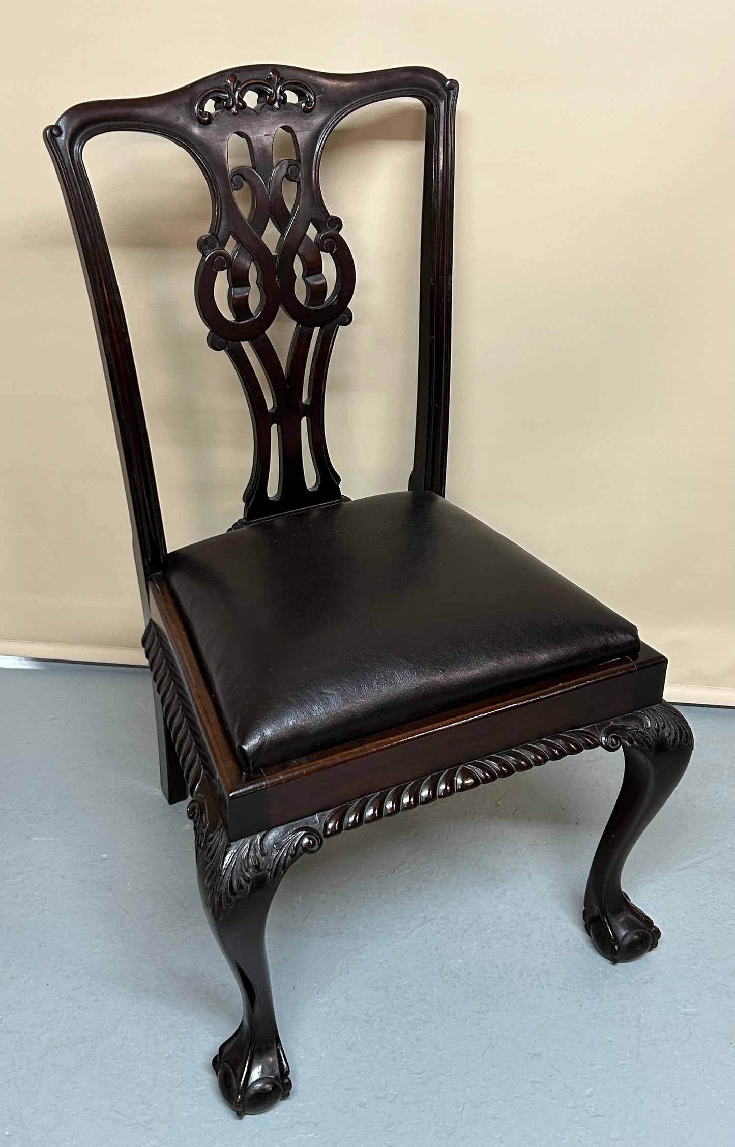 Set of 6 Chippendale Style dining chairs