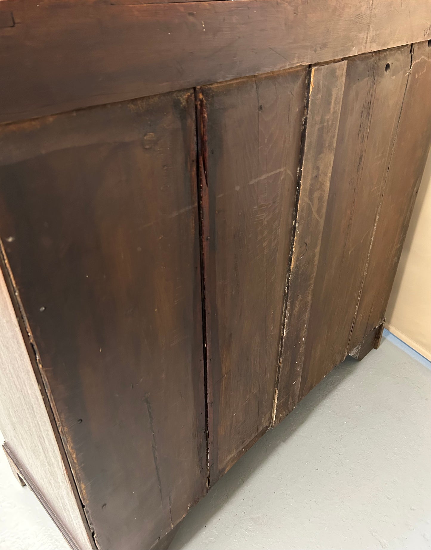 Large Georgian Mahogany Chest Of Drawers