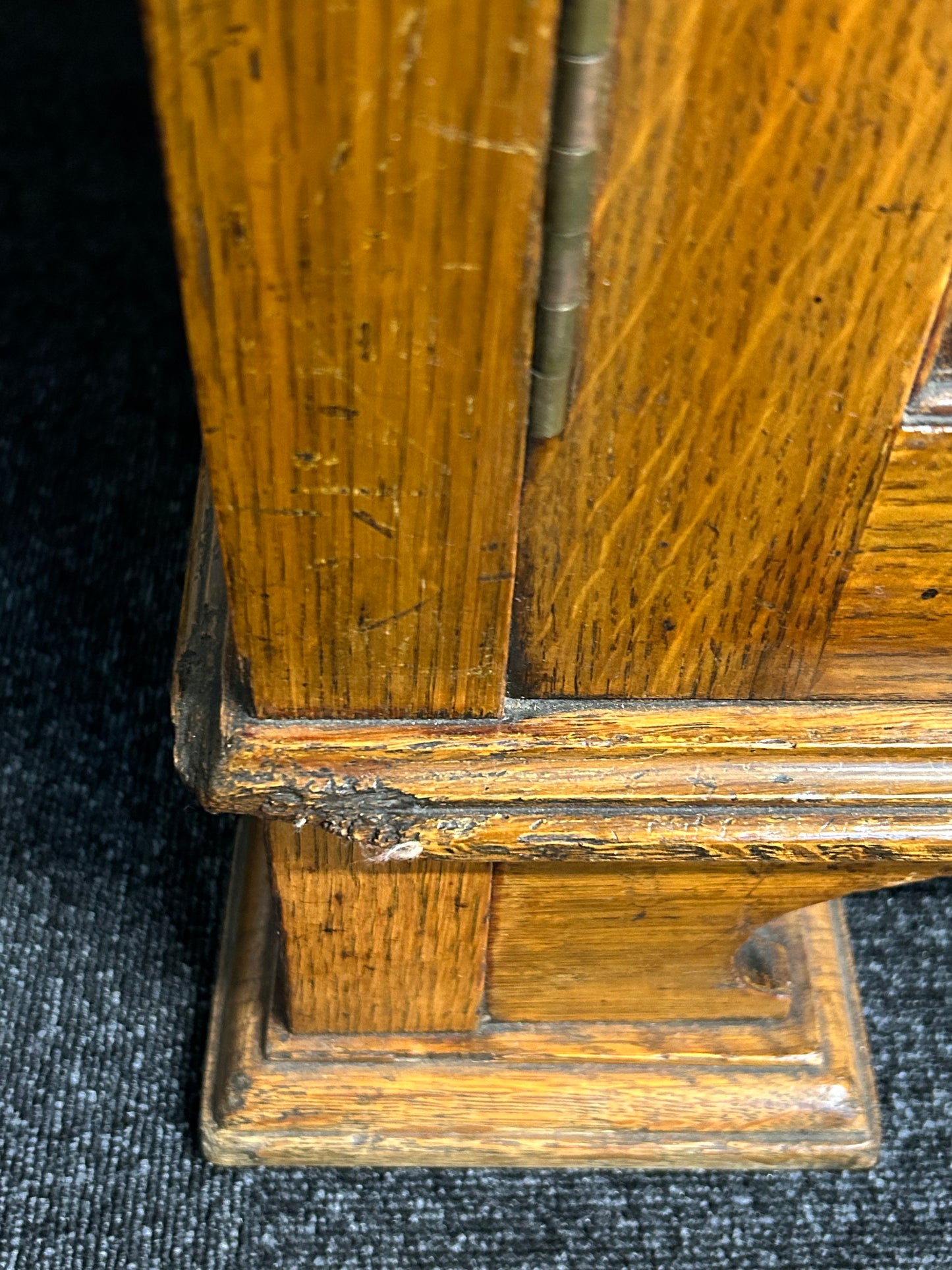 Oak Mirror Back Sideboard