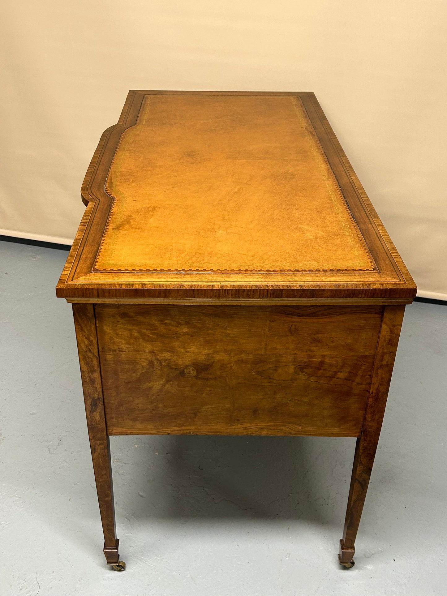 Ladies writing Desk